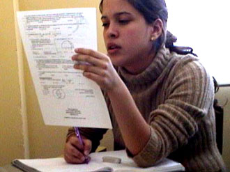 Los estudiantes de escuela secundaria deben prepararse para ingresar a la universidad.