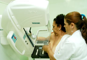 Los exámenes para detectar el cáncer de seno salvan vidas.