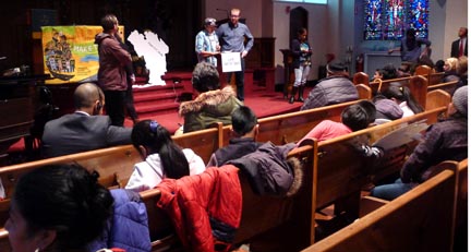 La reunión en la Iglesia Metodista de Jackson Heights, Queens.