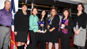 Angel Santini miembro del CN,Teresa A.Santiago; Presidenta del Comite Noviembre ,Honorable Melisa Mark Viverito ;presidenta del Concejo Municipal de NYC,Honorable Jueza Asociada Sallie Manzanet-Daniels, Doctora Virginia Sanchez- Korrol y Brenda Torres Barreto, directora de las oficinas de la Administración de Asuntos Federales del gobierno del Estado Libre Asociado de Puerto Rico en NY .