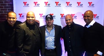 Desde la izquierda, el DJ Matute y los blogueros, Manny Zoom, Manuel Pimentel, Remo del Orbe y José Zabala.