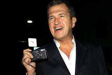 Mario Testino, Peruvian photographer. Photo BBC