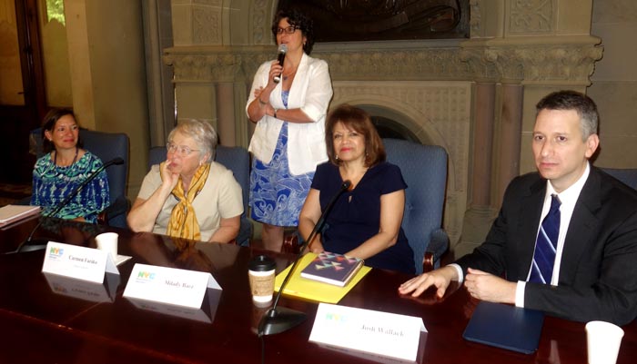 Desde la izquierda, Elizaberth Rose, vice-canciller de Operaciones, Canciller Carmen Fariñas, Maité Junco, asesora principal de comunicaciones y asuntos externos, Milady Báez, vice-canciller para Estudiantes de Inglés, y Josh Wallack, vice-canciller de Estrategia y Política. Fotos Javier Castaño