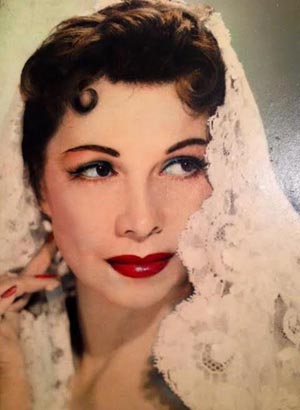 Younger Anita Velez-Mitchell.