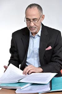 Escritor Ramírez Báez.