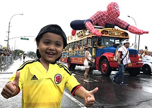 Los niños como Jeremiah Valle, disfrutaron del inflable del Hombre Araña.