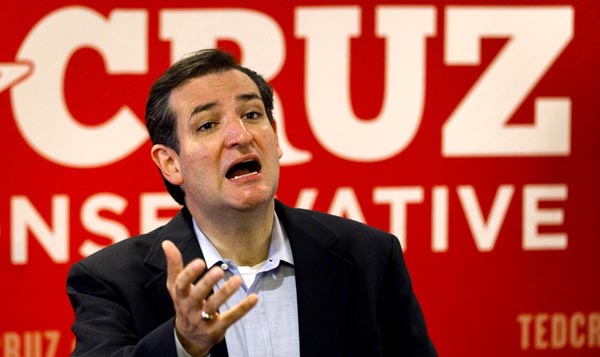 ‘Candidato Ted Cruz es un latino retrógrado y antiinmigrante’: Columnista Carlos Vélez