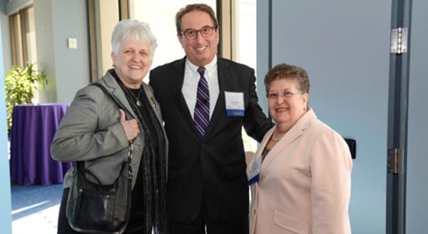 Comunilife and EmblemHealth Discuss Latina Adolescents Suicide Trend