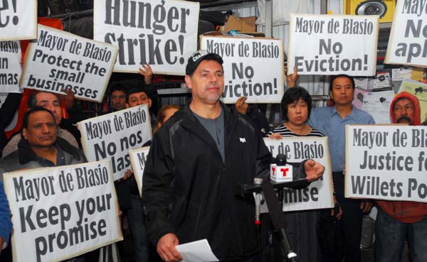 Empleados de Willets Point en el aire (La entrevista)