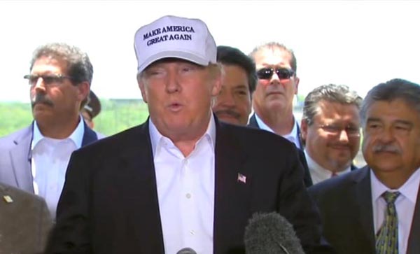 Trump aprovecha rabia contra políticos y avanza…