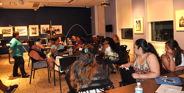 Consulado de México en NY capacita para empleos en limpieza en NYC