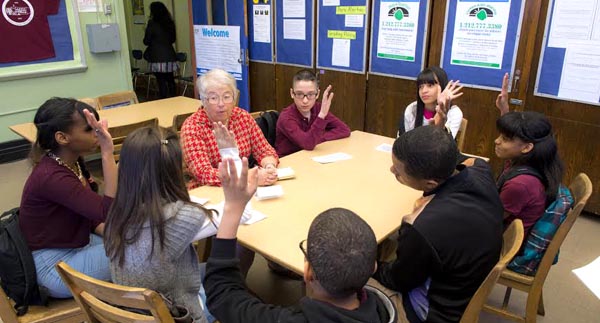 Canciller Fariña: ‘La ventaja de la educación bilingüe’ (English version)