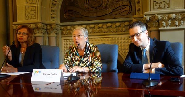 Canciller Carmen Fariña se reúne con la prensa étnica