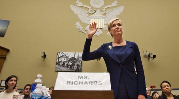 Cecile Richards defiende a Planned Parenthood en el Congreso de EE.UU.