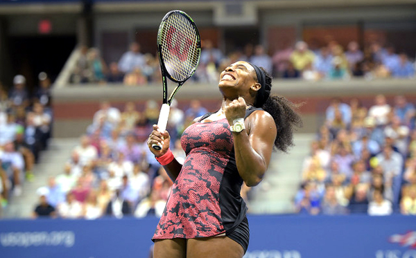 Serena Williams derrota a su hermana Venus en el Abierto de Tenis en Flushing
