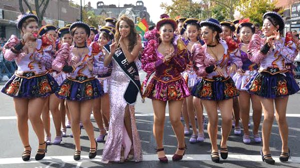 Desfile Boliviano exalta su cultura andina en Queens