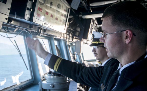 USS Porter Andrew Crimm Gives Directions at the Adriatic Sea