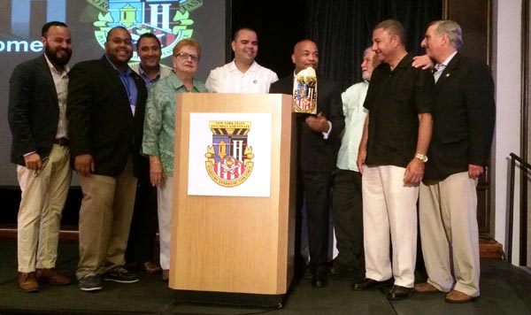 Presidente de la Asamblea Heastie elogia Conferencia Somos El Futuro en Puerto Rico