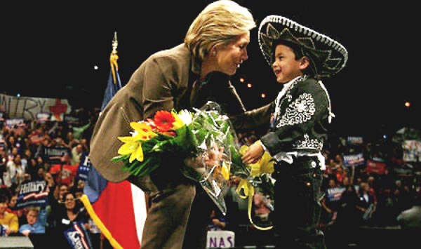 Hillary Clinton no convence a los votantes latinos
