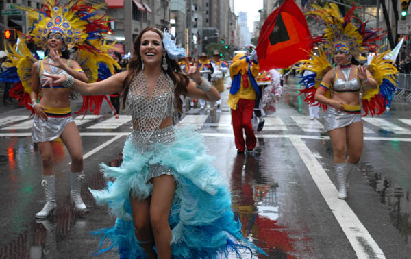 Comité del Desfile de la Hispanidad convoca a pintores latinos para exhibición