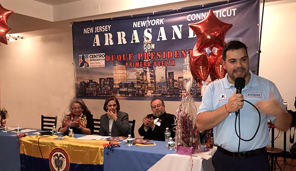 Centro Democrático en Nueva York por Dios, Uribe y Duque