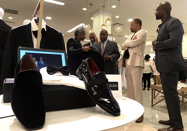 Macy’s exhibe en NY mercancía de empresarios minoritarios