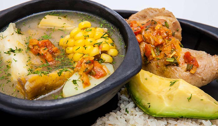 Sancocho de gallina en el Boulevard