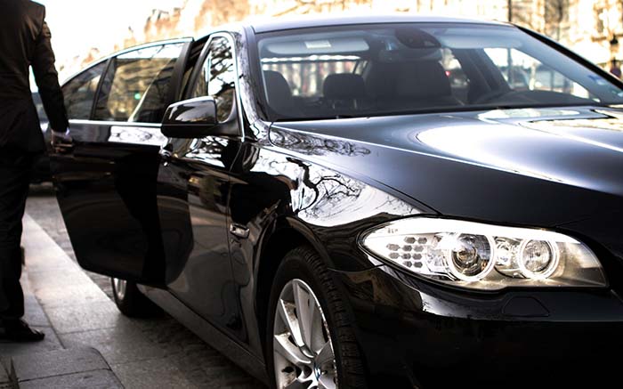 Taxistas ven luz al final del túnel