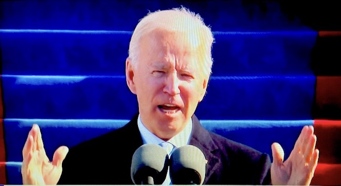 Presidente Biden ni fu ni fa en Inmigración