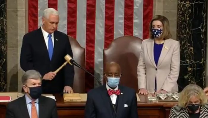 VP Pence ratifica a Biden como presidente