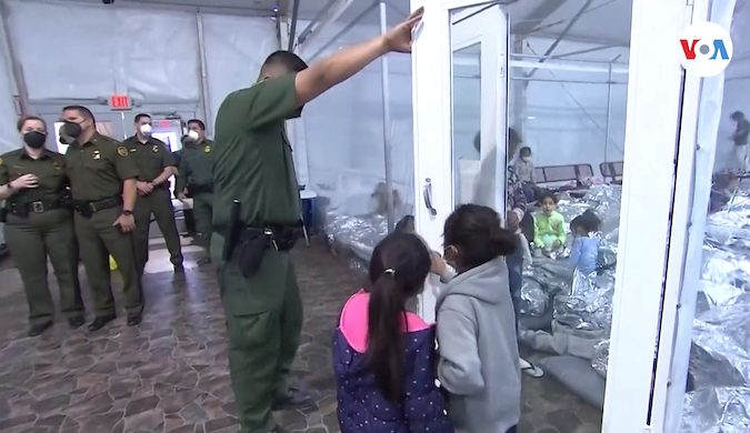 Más detenidos en la frontera