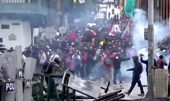 Colombia: un mes de caos