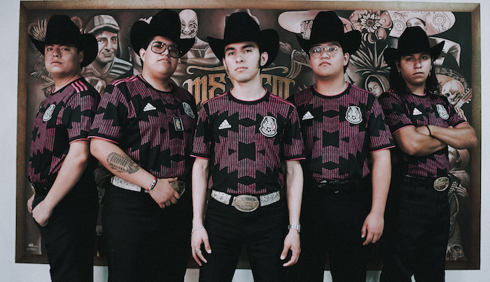 Federación Mexicana de Fútbol con campaña Somos Locales