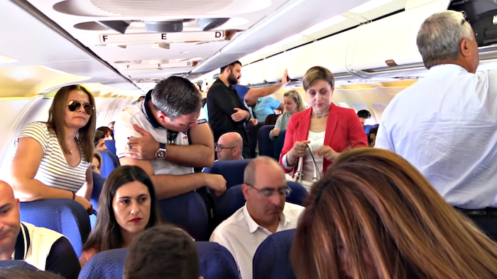 Estados Unidos sólo recibe pasajeros vacunados