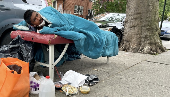 The Corona Pandemic and Government Complicity