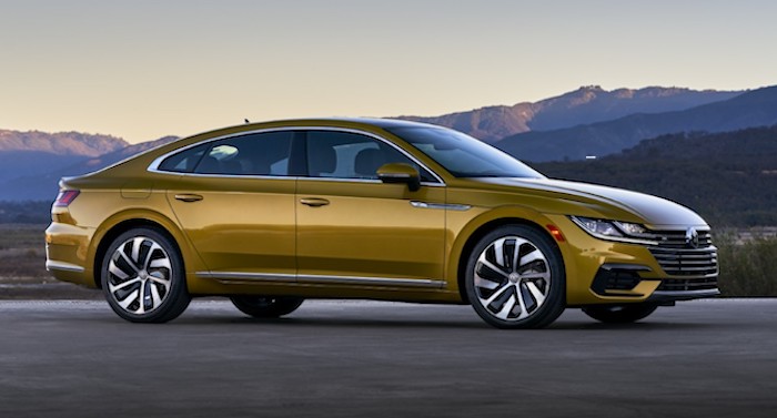 Volkswagen Arteon hace su entrada