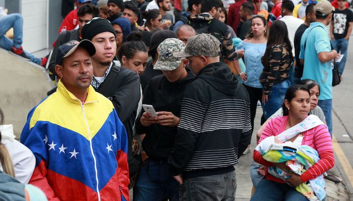 Extienden TPS a venezolanos