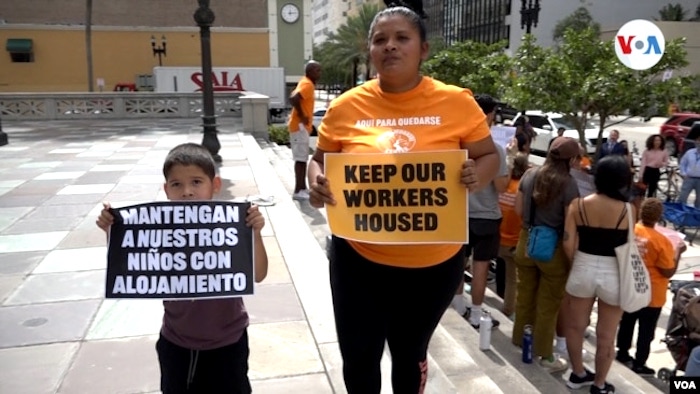 El desalojo golpea a los latinos
