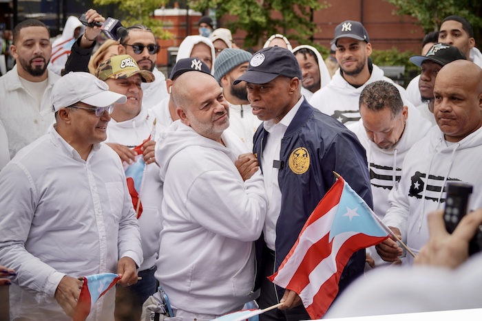 Nueva York ayuda a Puerto Rico y Dominicana