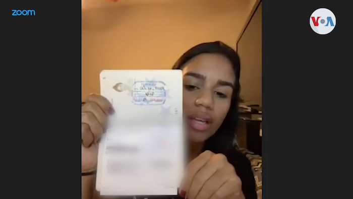 Venezonalos, cubanos y haitianos sin ‘parole’ humanitario