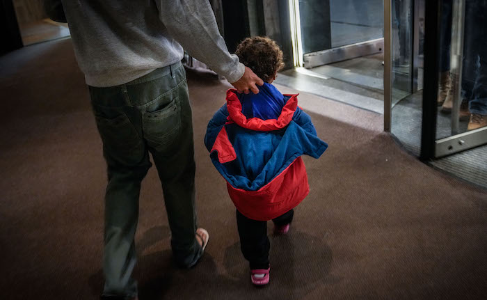 Ayuda a niños indocumentados