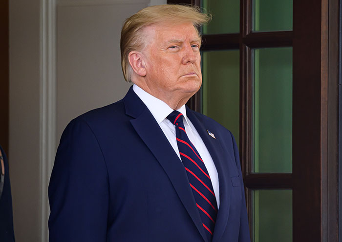 Trump acusado