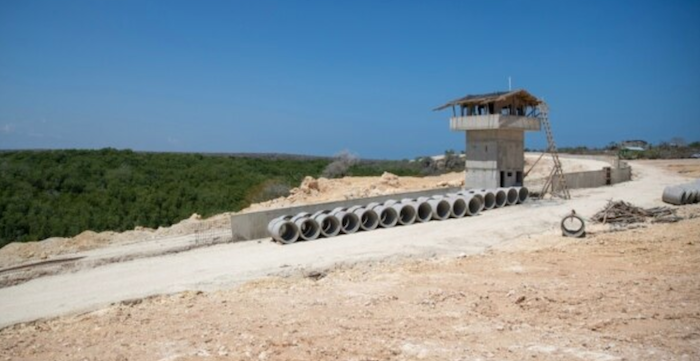 República Dominicana construye muro para separarse de Haití