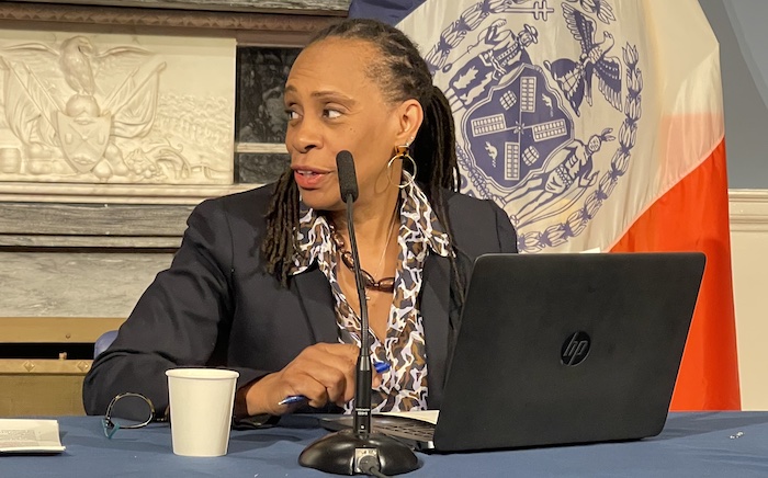 ‘Punto de quiebre por indocumentados en NYC’