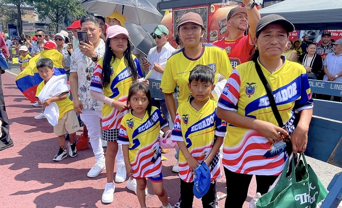 Desfile Ecuatoriano de NY por la unificación