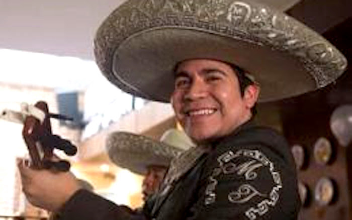 Mariachi Tapatio concierto de Navidad en Biblioteca de Queens