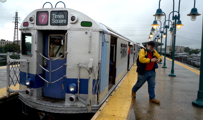 NYC por ‘tarifas justas’ en buses y trenes