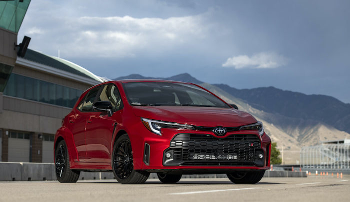 Toyota GR Corolla  ¿El salmón de los autos?