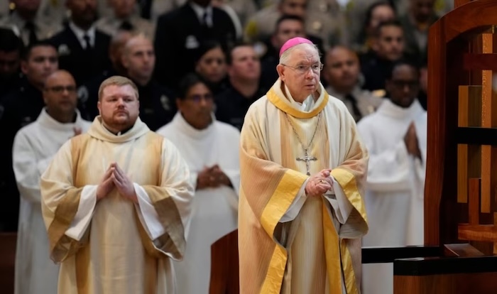 Iglesia Católica paga $880 millones por abusos sexuales