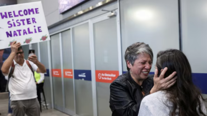 Regresan a Chile niños víctimas de adopciones forzadas durante Pinochet